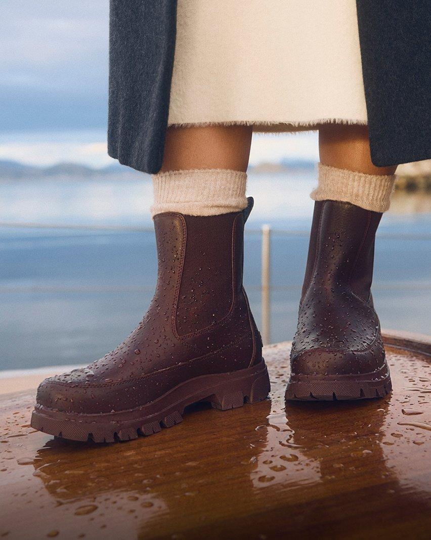 Women's waterproof boots